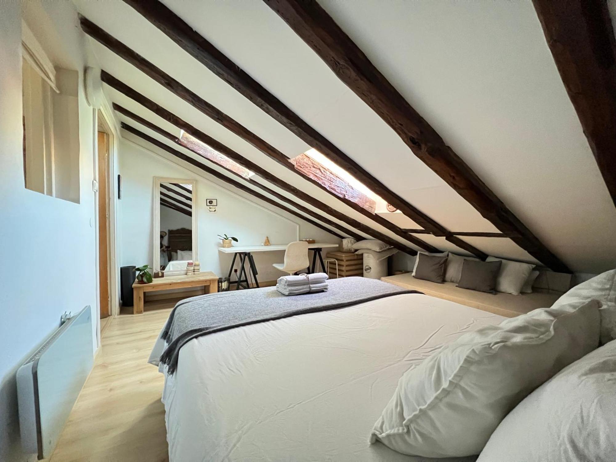 Apartment In Monumental Square Madrid Center Rom bilde